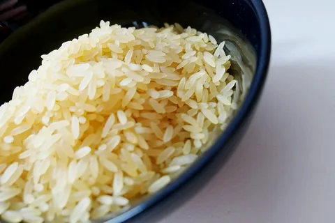 تصویر 2 از برنج طارم عطری گلستان + مناسب همه غذاها
